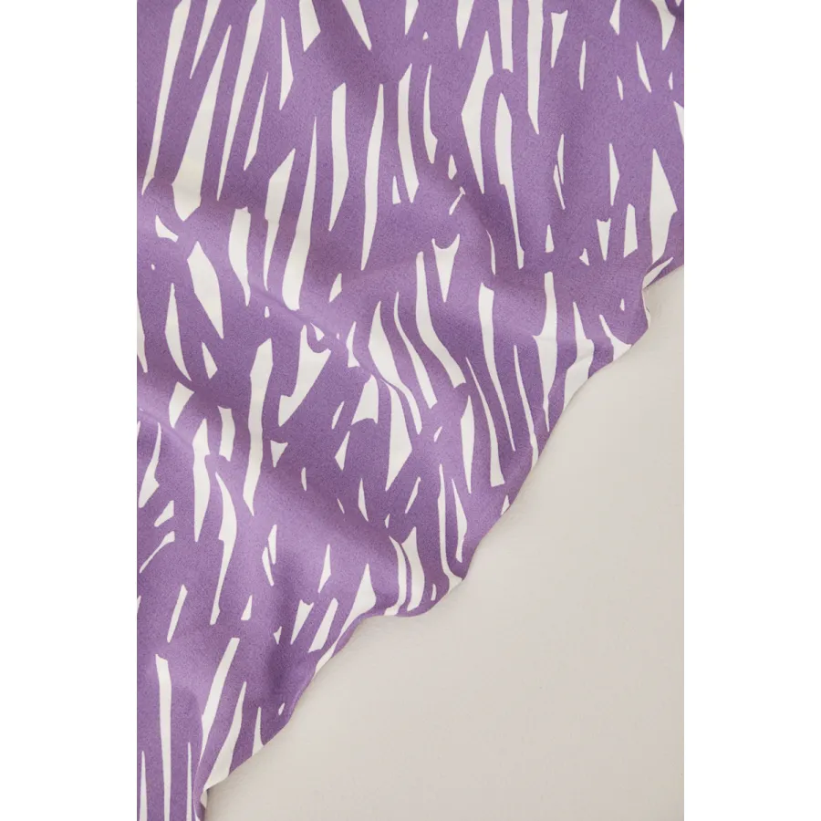 Ecovero viscose crêpe mauve / witte lijnen -  Sketchy Mauve - Meet Milk